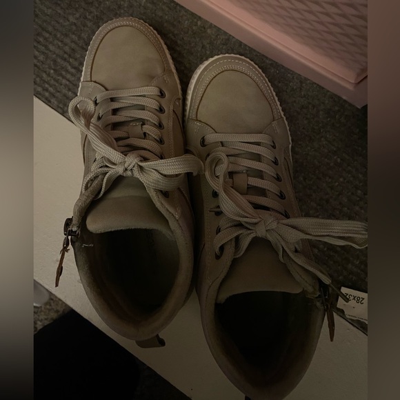 Lace up sneakers - Picture 3 of 5